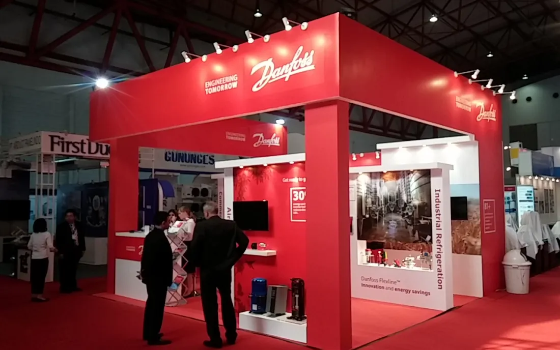 Portfolio Wooden Booth - Danfoss wooden 55 danfoss